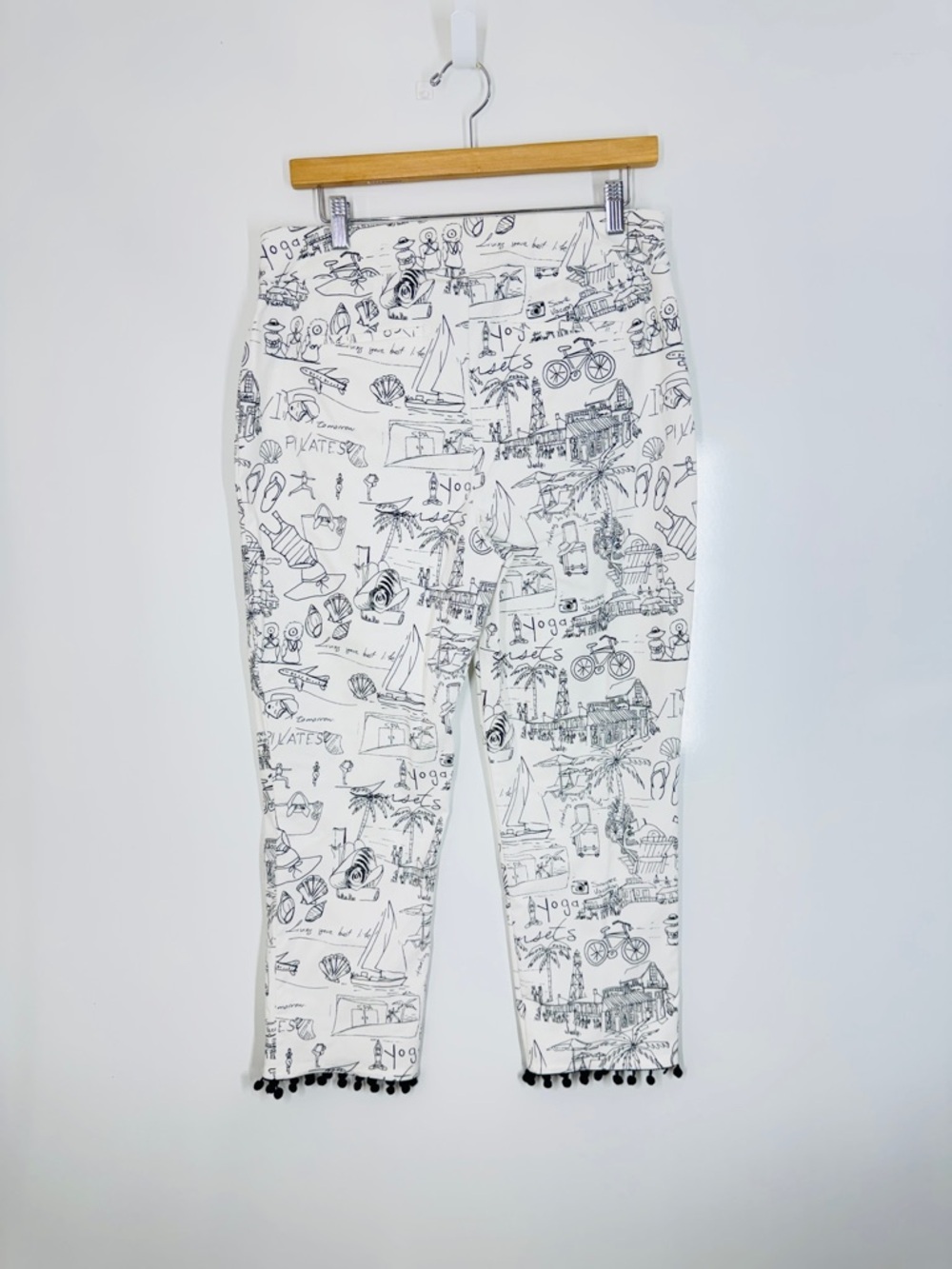 Chico’s Novelty Pants Womens Black White Jeans Pom Boho Summer Chic Beach Resort
